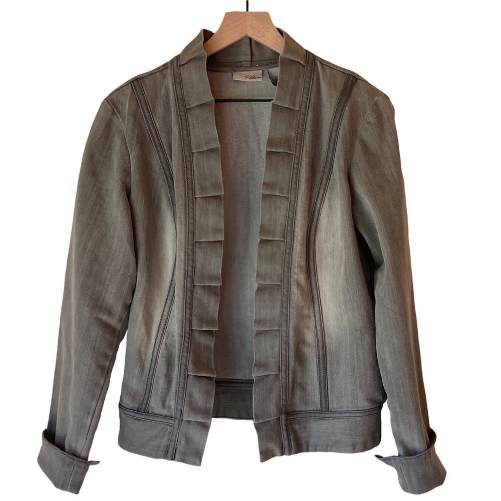 Chico’s Platinum Denim Jacket/Blazer Gray Women’s Sz 1 (M/8)